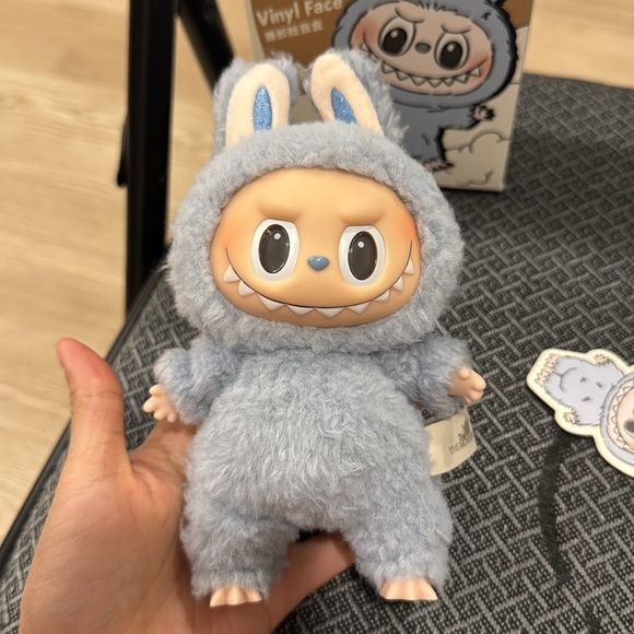 100% Authentic Labubu Exciting Macaron Sea Salt - Picture 2 of 5